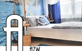Klimatyczny Apartament 300M Od Plaży